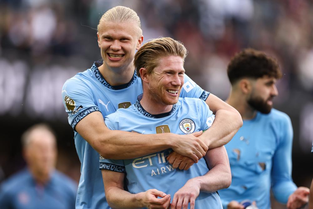 凯文-麦卡利斯特：当然想参加世界杯，阿根廷右后卫竞争很激烈